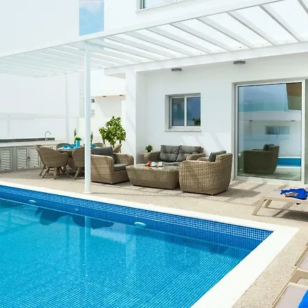 Roberta Villa Ayia Napa